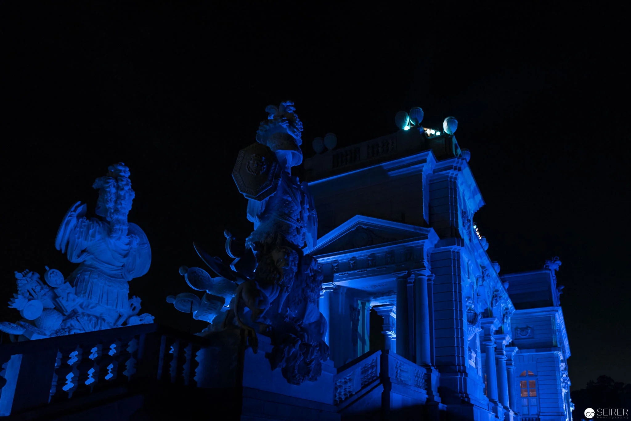 Seitenansicht der Gloriette