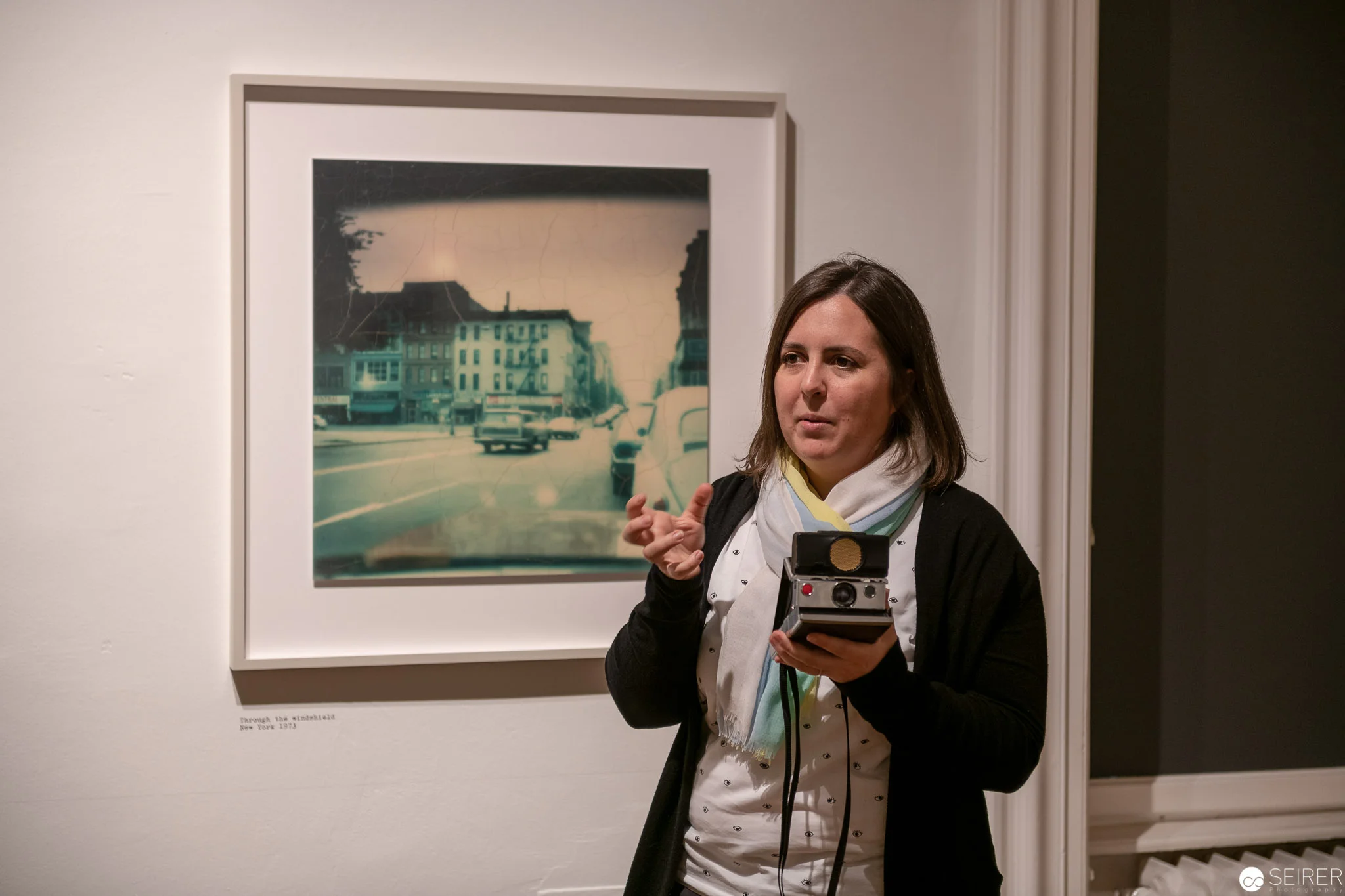 Eva Mühlbacher vom Westlicht führte gekonnt durch die Bilderwelt von Wim Wenders