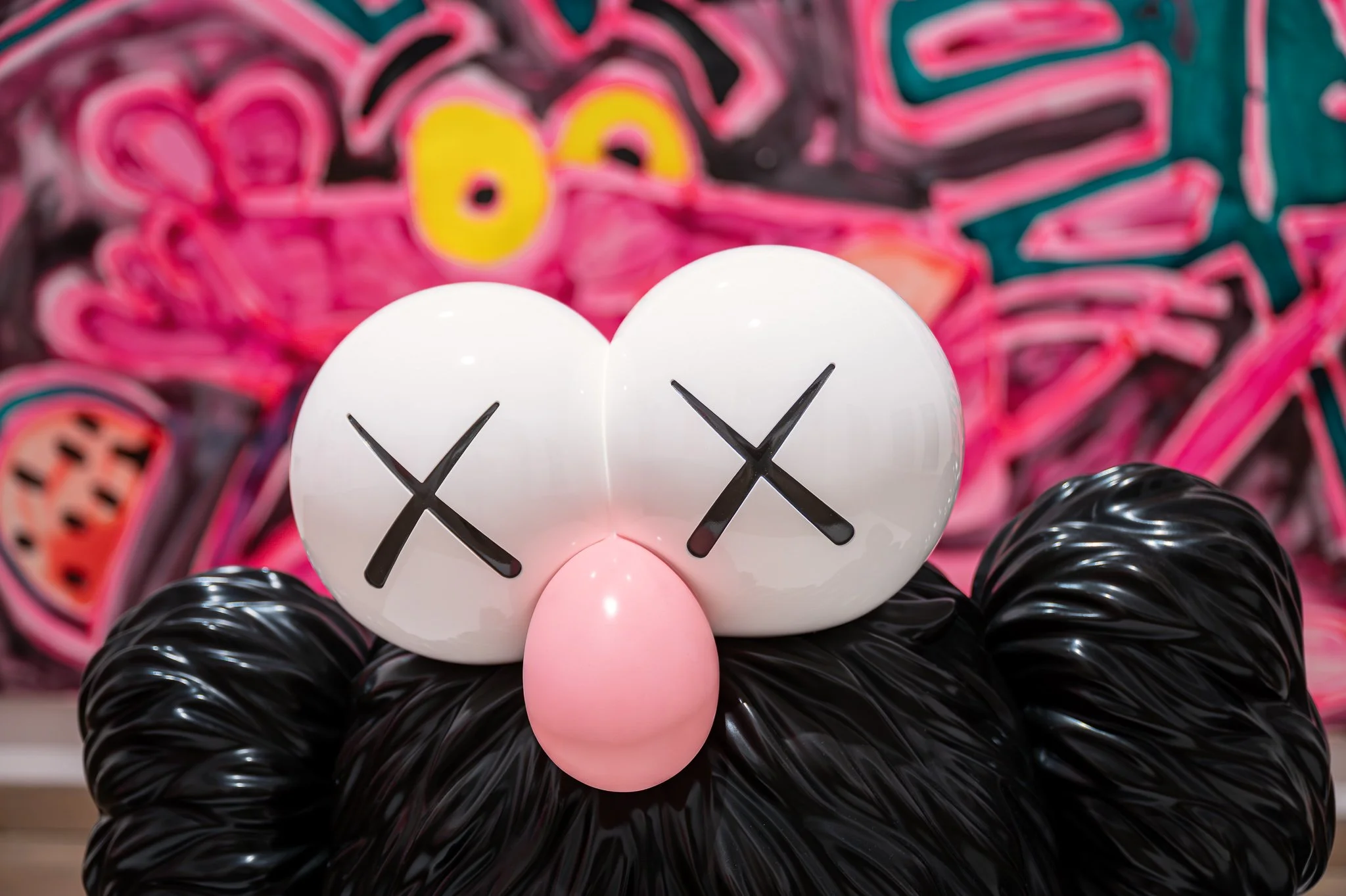 Photographing KAWS Art &amp; Comix at Albertina Modern Wien 2026