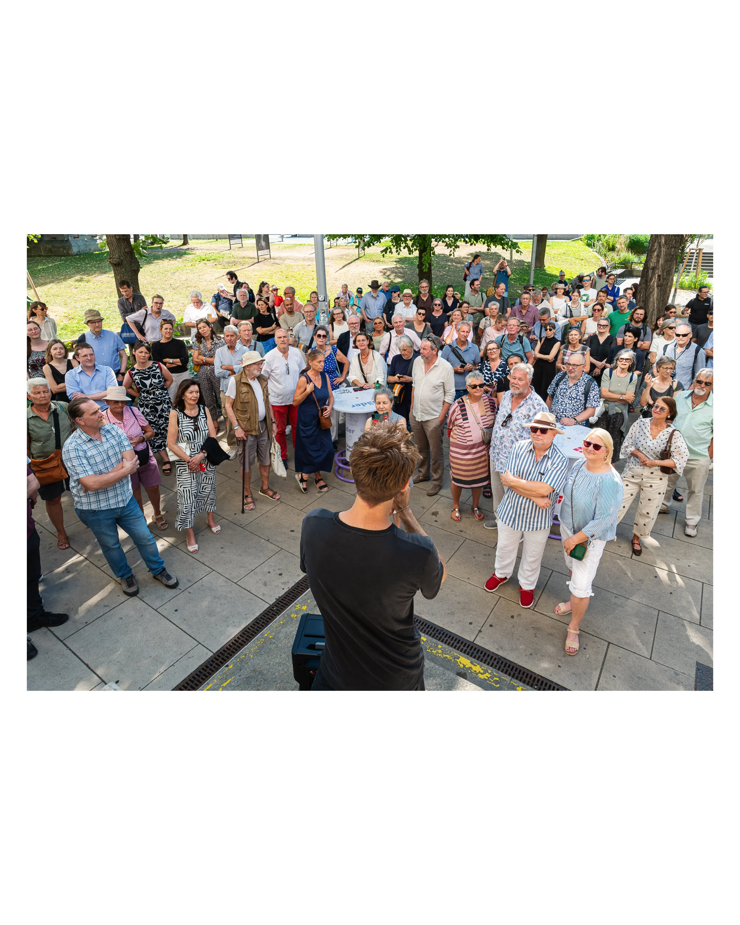 Michael Rathmayr presenting his exhibition “100 Jahre Amalienbad“. Exhibition Opening, FOTO ARSENAL WIEN, 2026