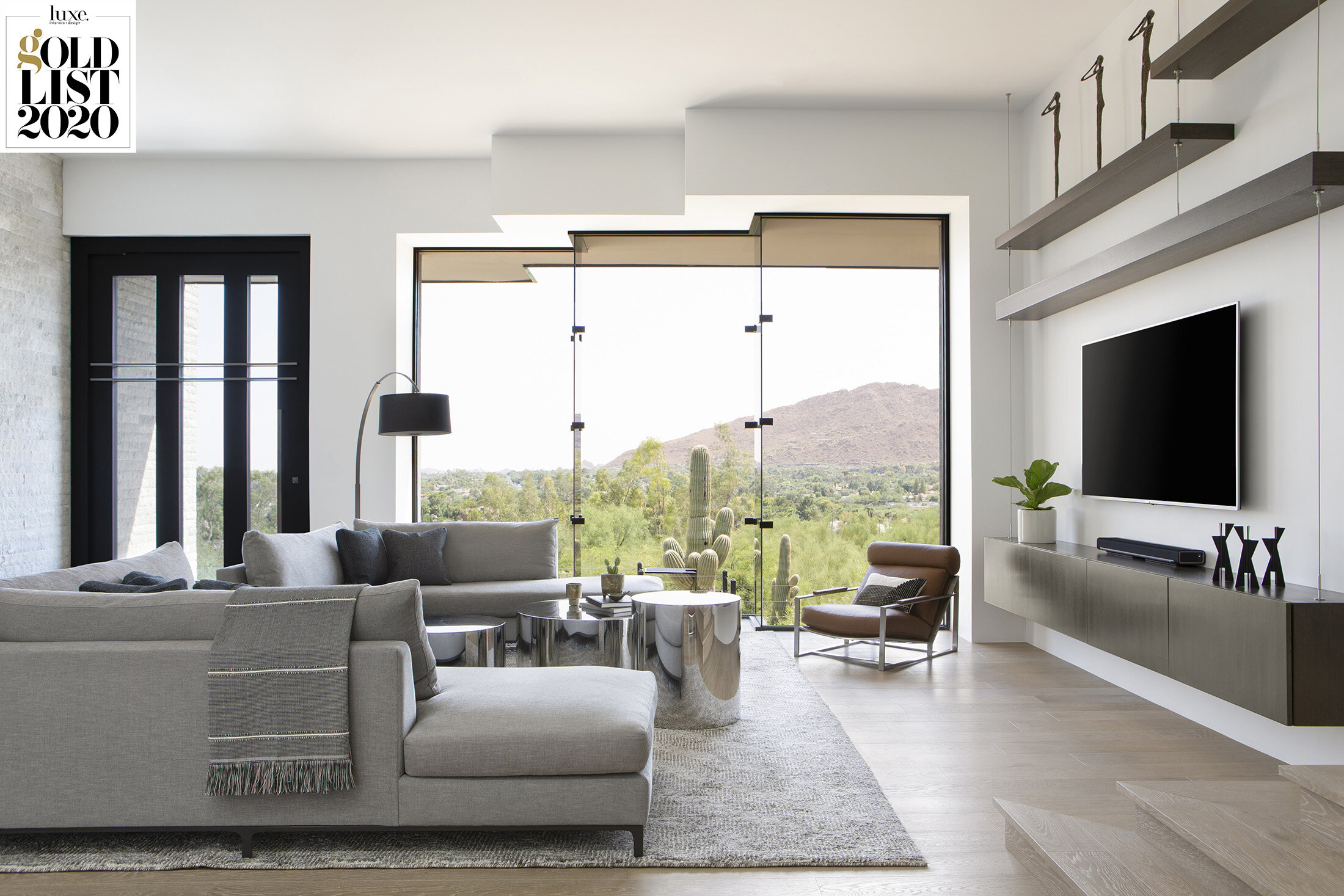 Woiteshek with LUXE GoldList 2020 WM.jpg