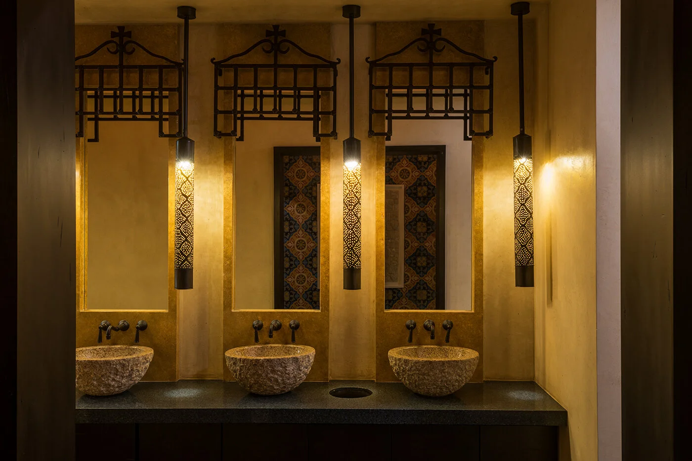 _DSC1058_Bathroom.jpg