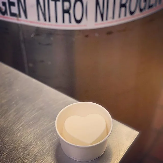 ❤️ shaped vegan pina colada sorbet servings for a client in love.
#liquidnitrogen #dessert #vegan #pinacolada #heart