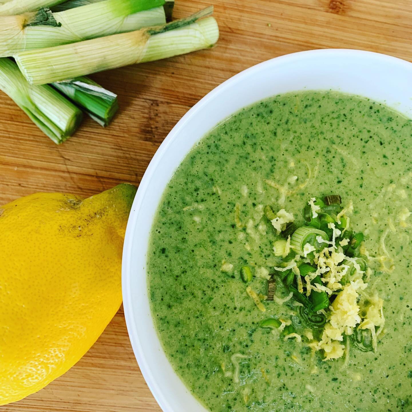 Soup for breakfast? 

Yep I just did that.

Amazing Thai broccoli and spinach soup, courtesy of the Clean Program.

Tastes like Thai green curry. 

Made with love in a temporary kitchen with a few simple ingredients.

Perfect for a light dinner, or b
