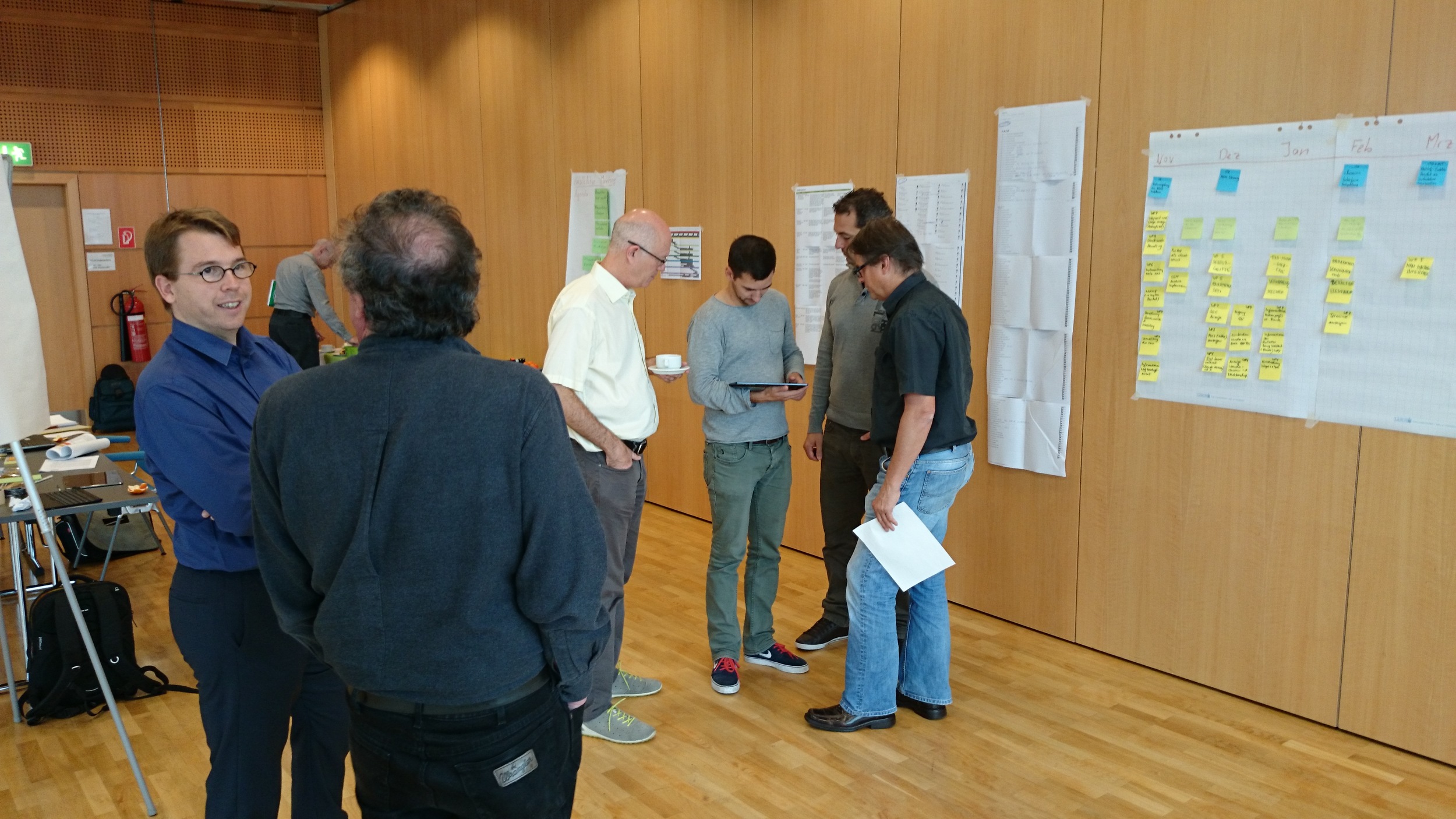 WLan oder iBeacons? Das ist die Frage hier. Meeting des iWalkActive-Konsortium in Wiener Neustadt.