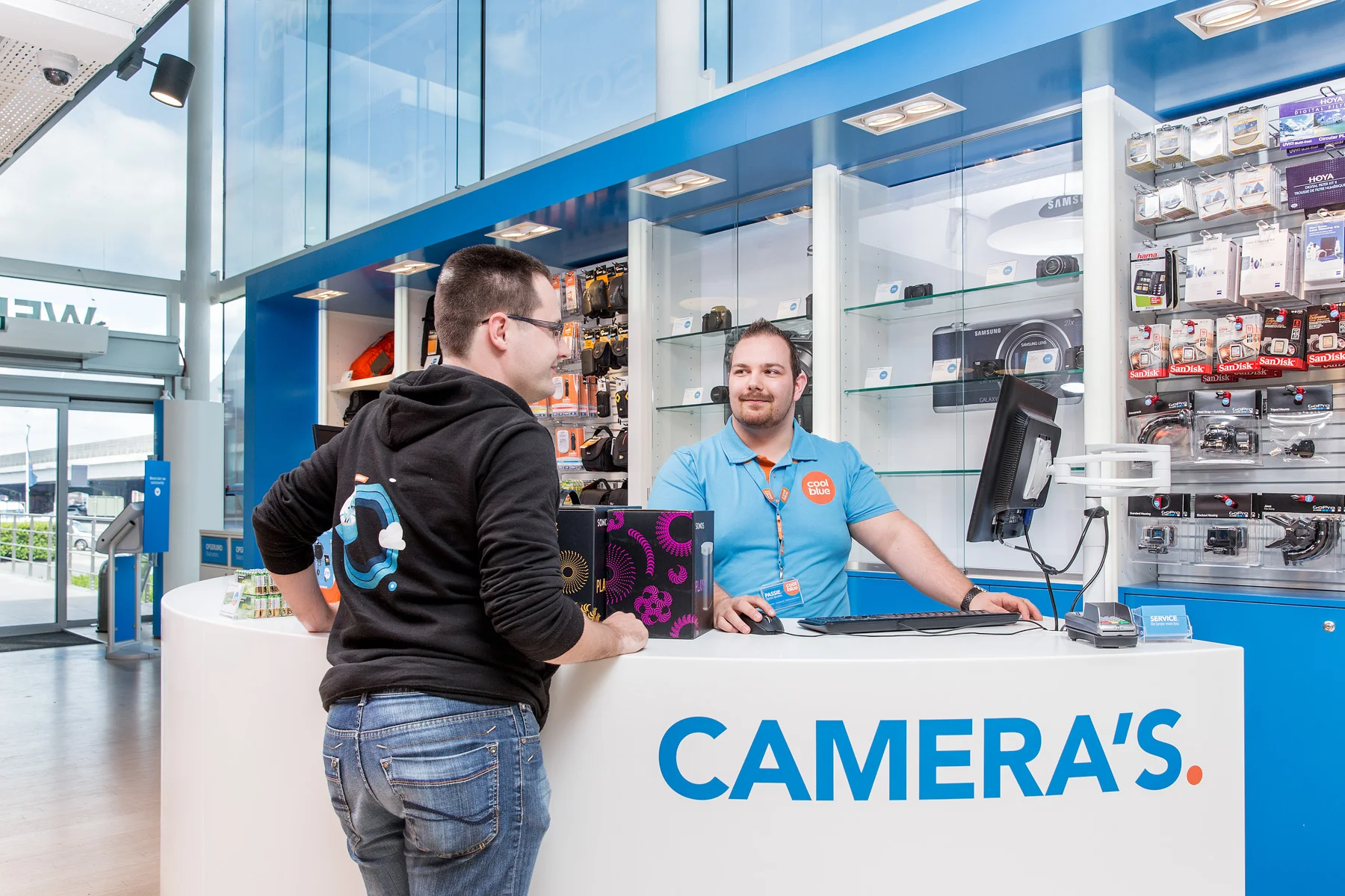 Huisfotograaf Coolblue, krachtige fotografie om merkstrategie te versterken.