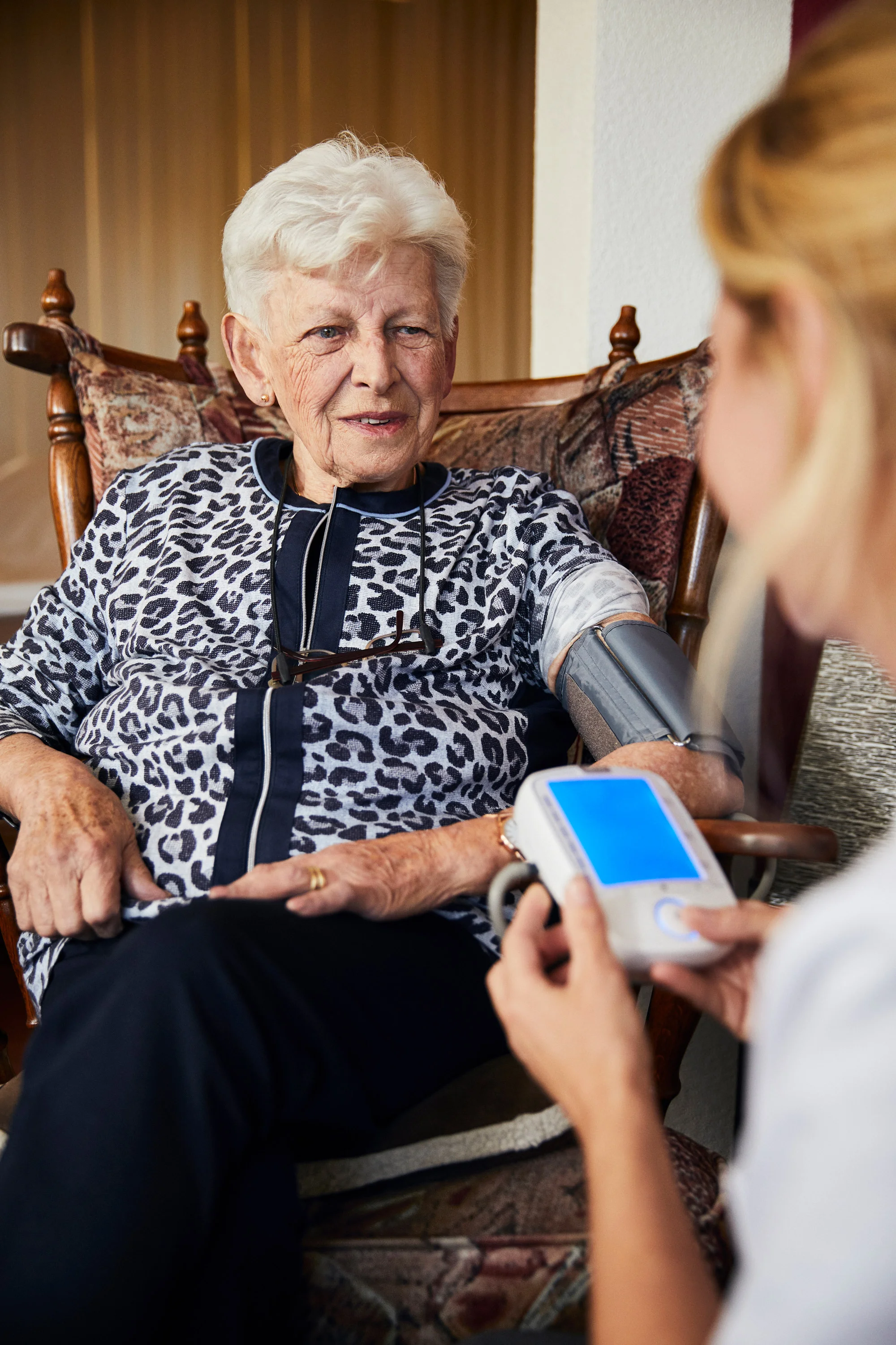  Emmely is professioneel fotograaf voor documentaire portretten, bedrijfsreportages, advertising en betekenisvolle fotografie voor gemeenten, onderwijs, zorginstellingen en corporatie Utrecht - Portret - Reportage - Reclame - Commercieel 