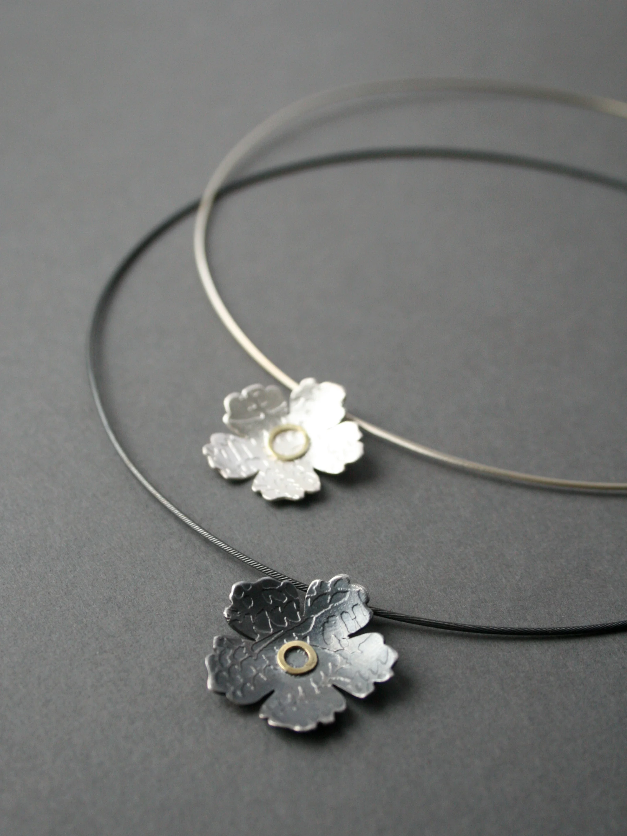 floral_wire_necklace_300dpi.jpg