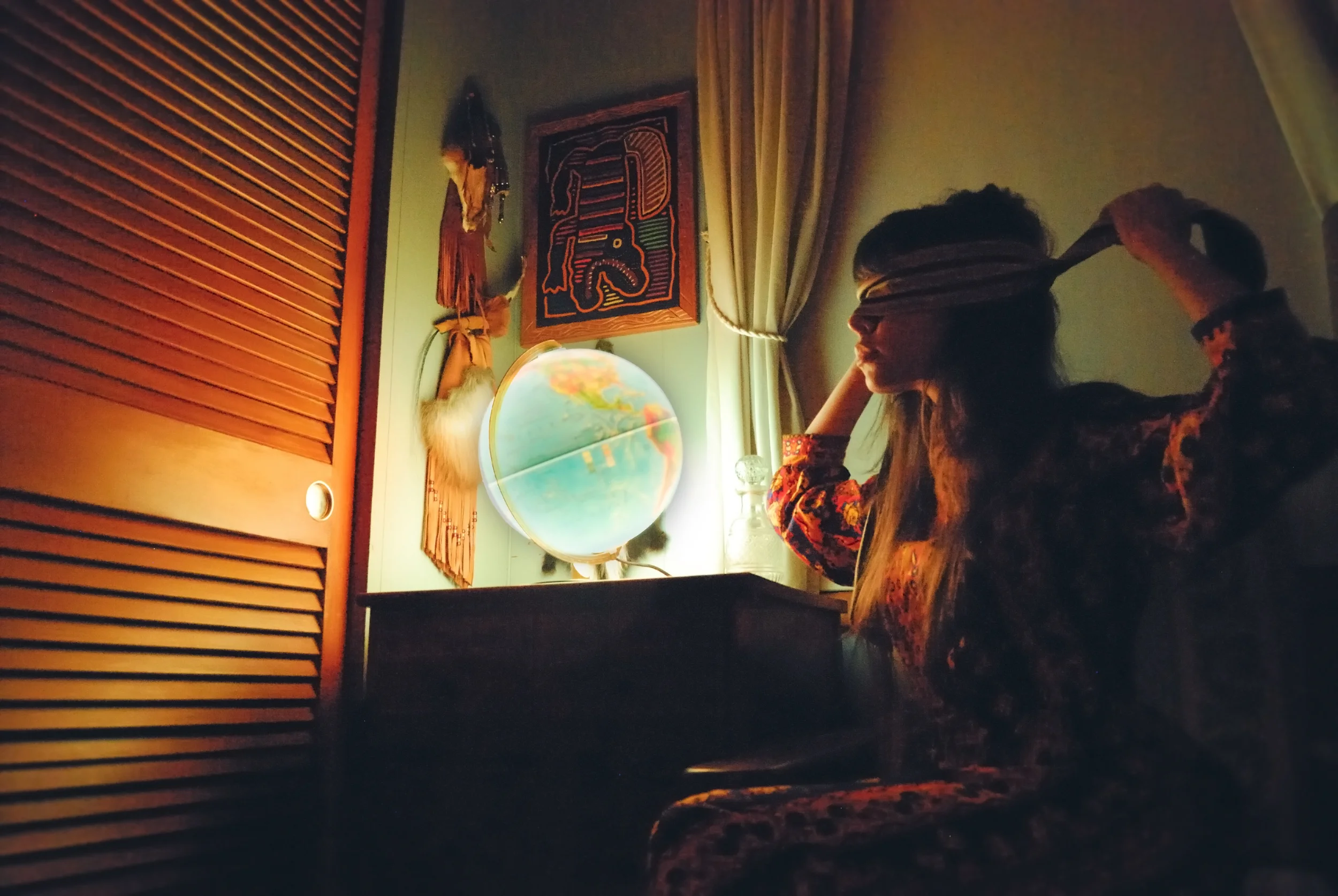 WhitneySWilliams_01_The Spinning Globe.jpg