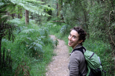 Emily Jacobs-Palmer Postdoc Par Excellence Emily Jacobs-Palmer studied the genetic basis of sperm competitive traits as a graduate student, and then left academia briefly to teach high school biology. She is now delighted to be spending half of her time as an educator with the University of Washington Robinson Center for Young Scholars and half as a research consultant in the Kelly Lab. Emily currently employs genetic tools to evaluate the efficacy of ocean acidification mitigation strategies.