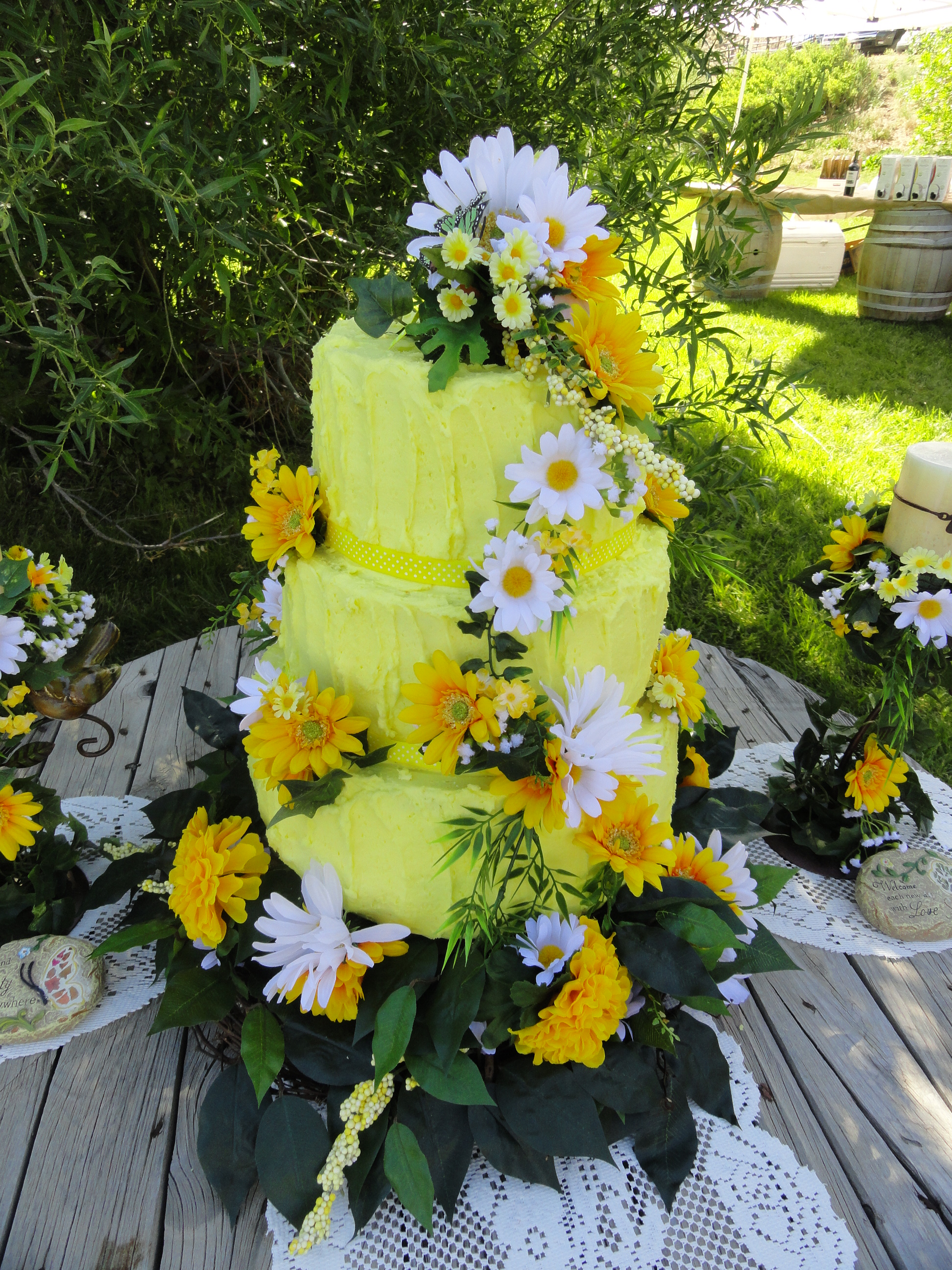 Rustic Flower Wedding Cake
