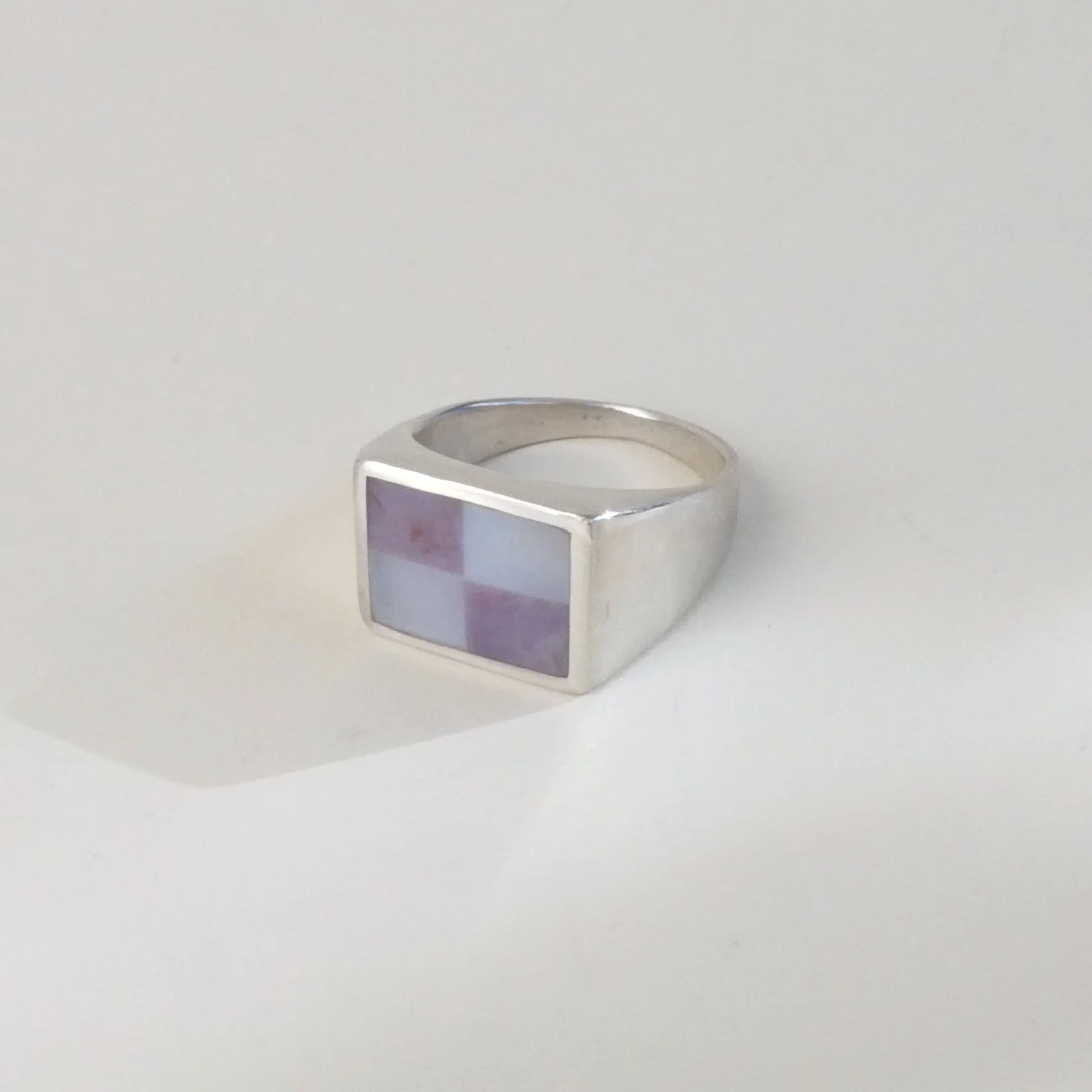 window+heavy+signet+purple+jade+white+opal.png