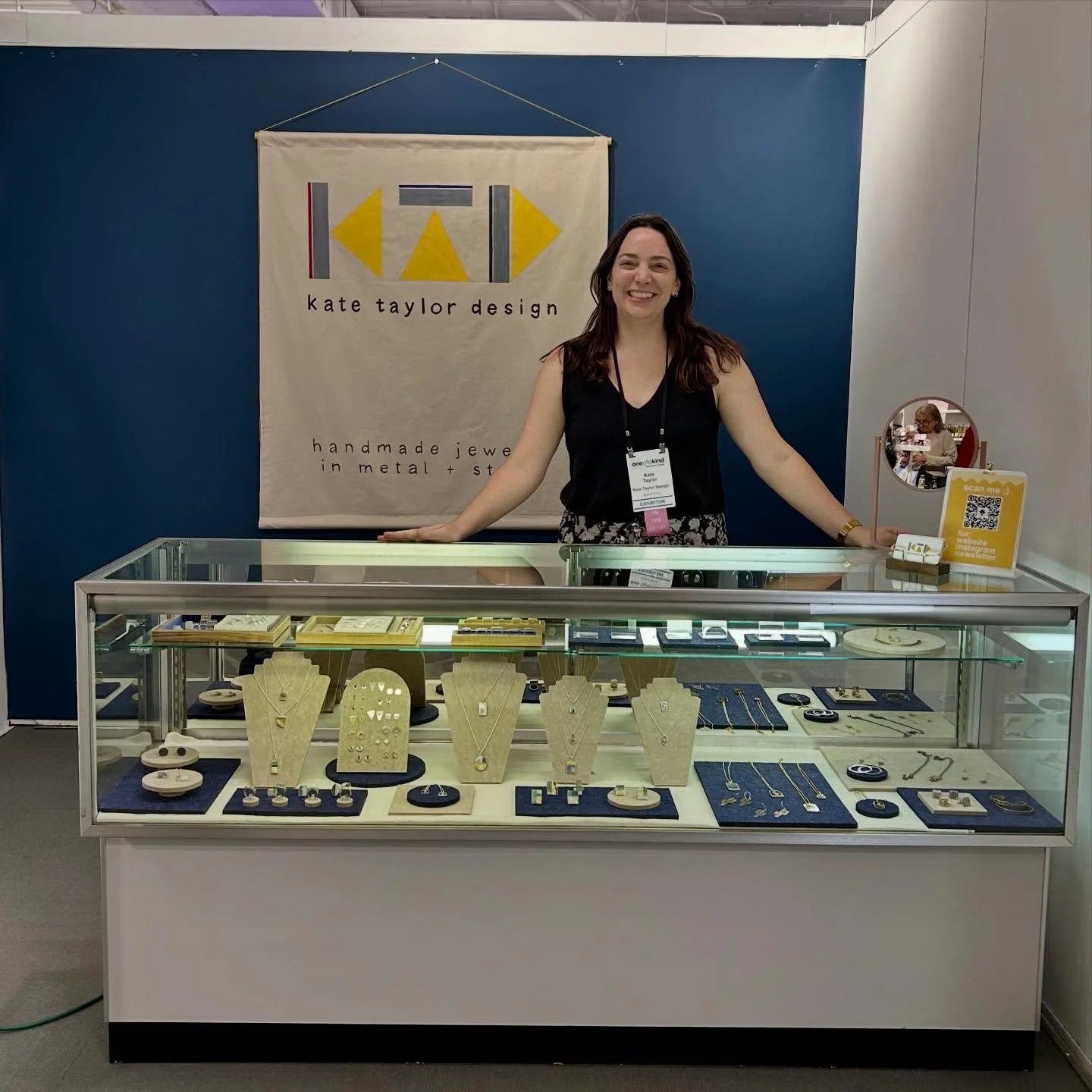 Come find me @ooakchicago in my little 10x10 home for the next four days! Booth 2133! (Row 2000)