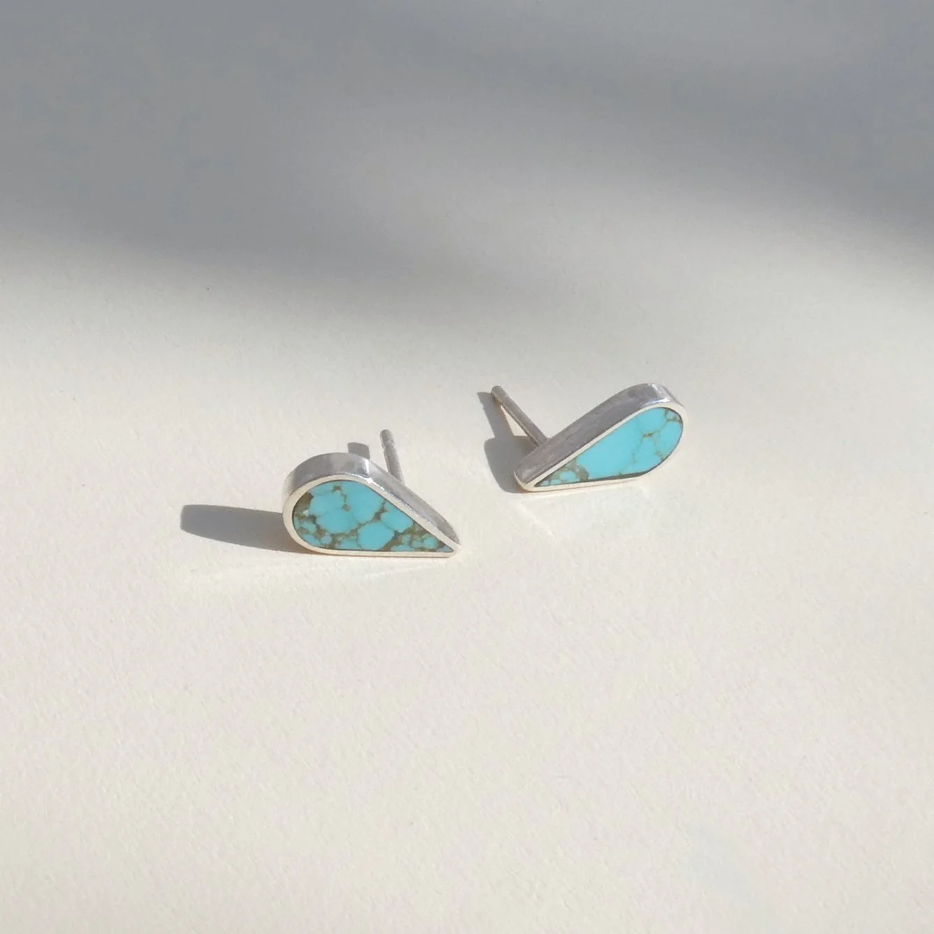 large drip studs turquoise.JPG