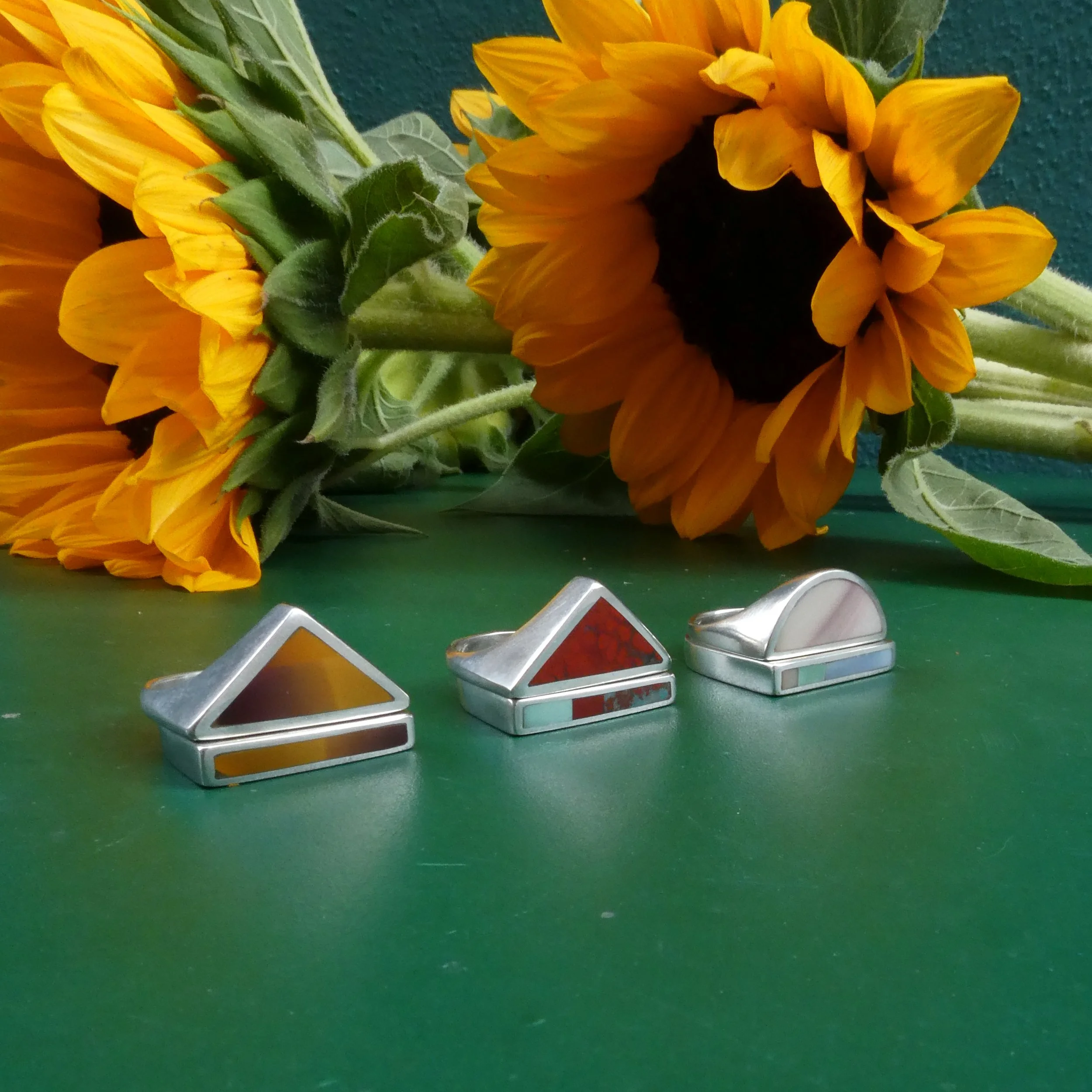 3 rings stacks triangle and low arch and bar.JPG