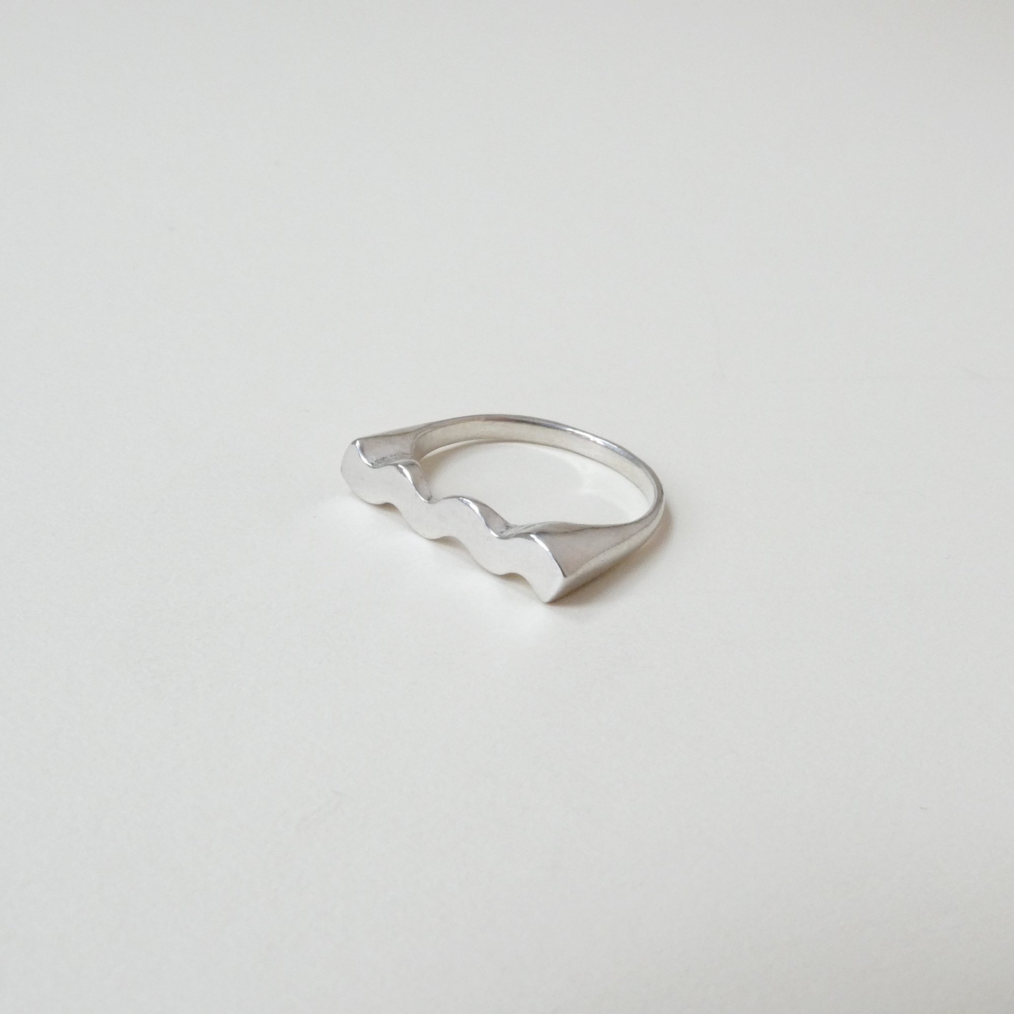 squiggle mini signet ring.JPG