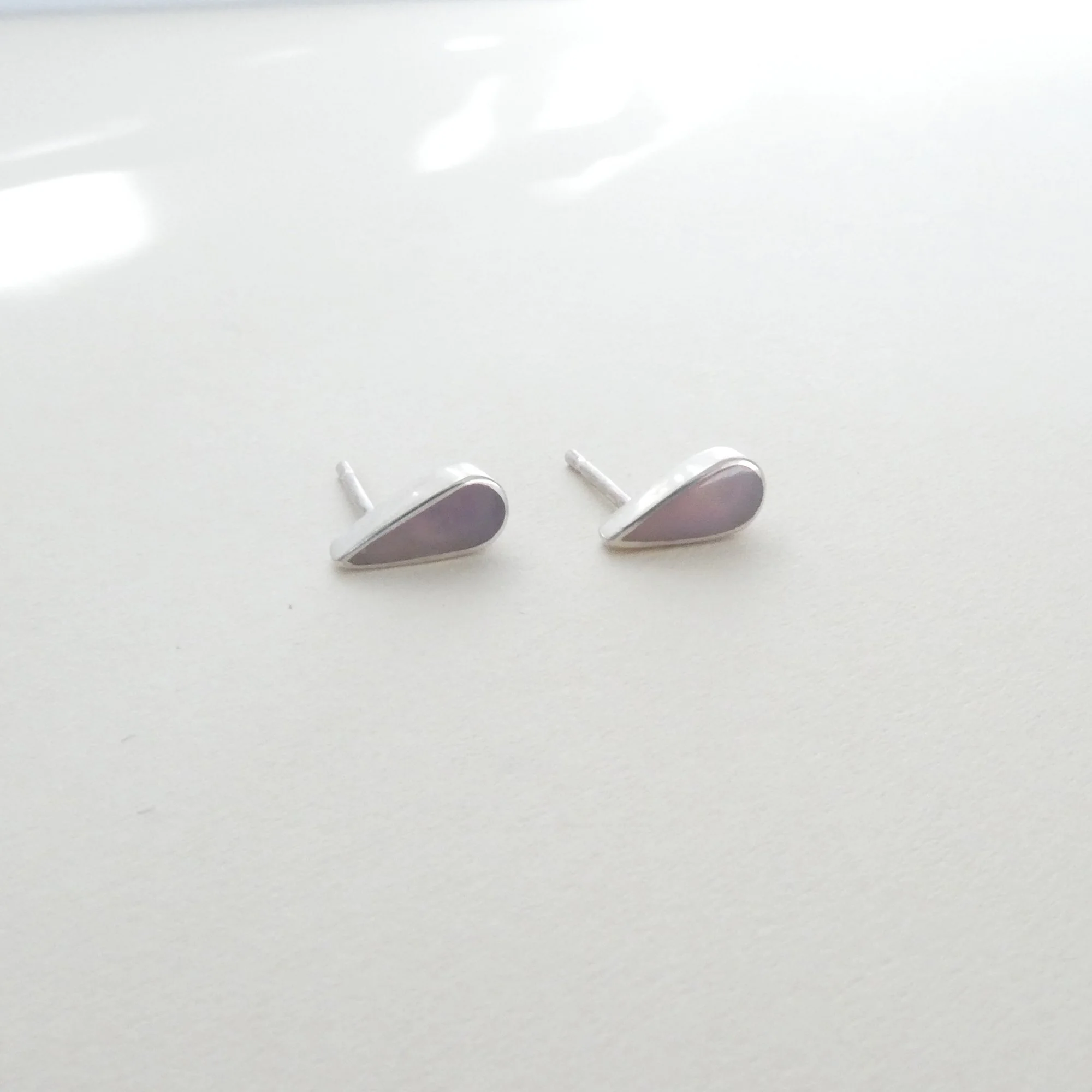 tear drop studs purple mini.JPG