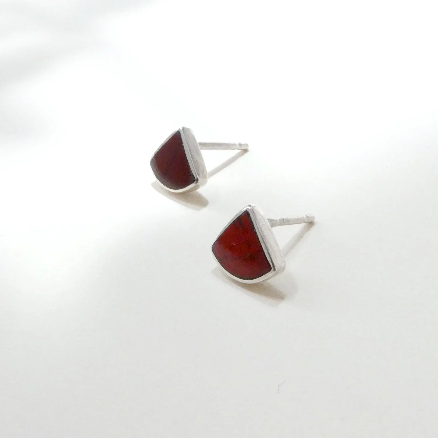 pizza stud red jasper quarter moon.JPG