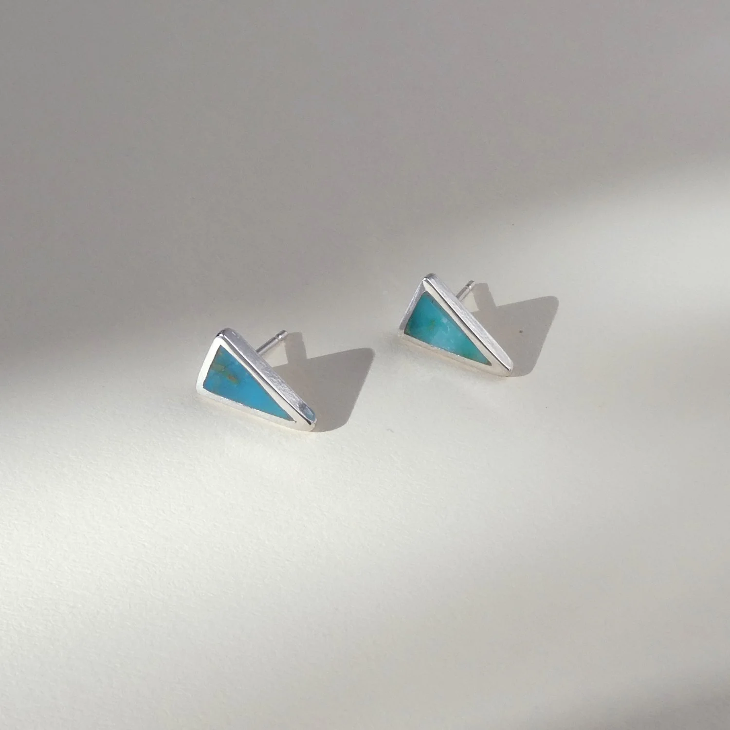 blue opal tri studs 3.JPG