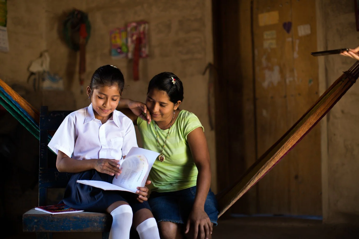 Mom doing class with her daughter - humanitarian photography-Exposure.jpg