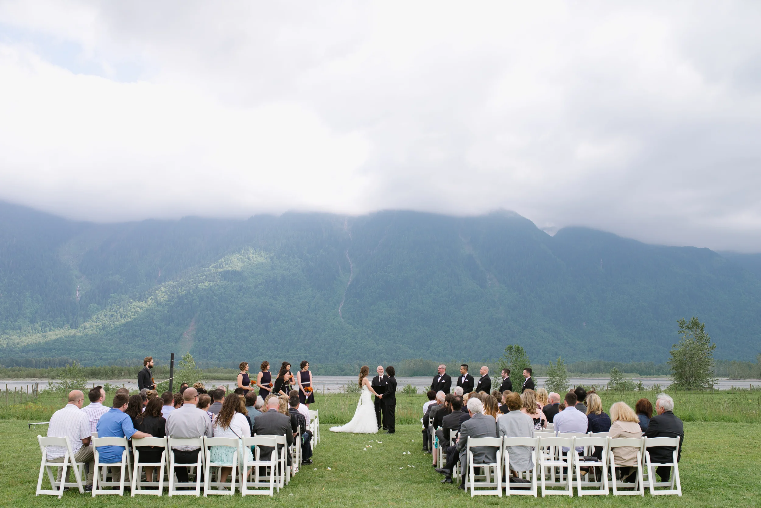 Fraser River Lodge Wedding_12.jpg