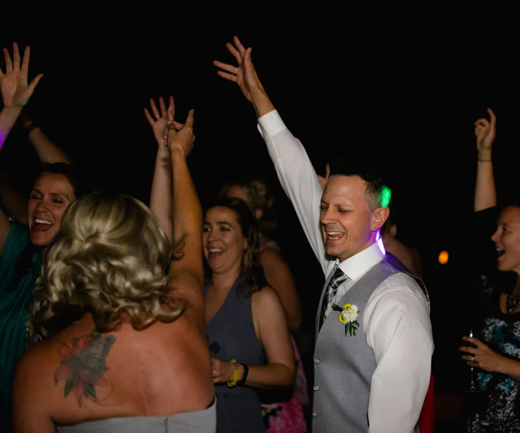 Leslie&Paul_DanceParty-154.jpg