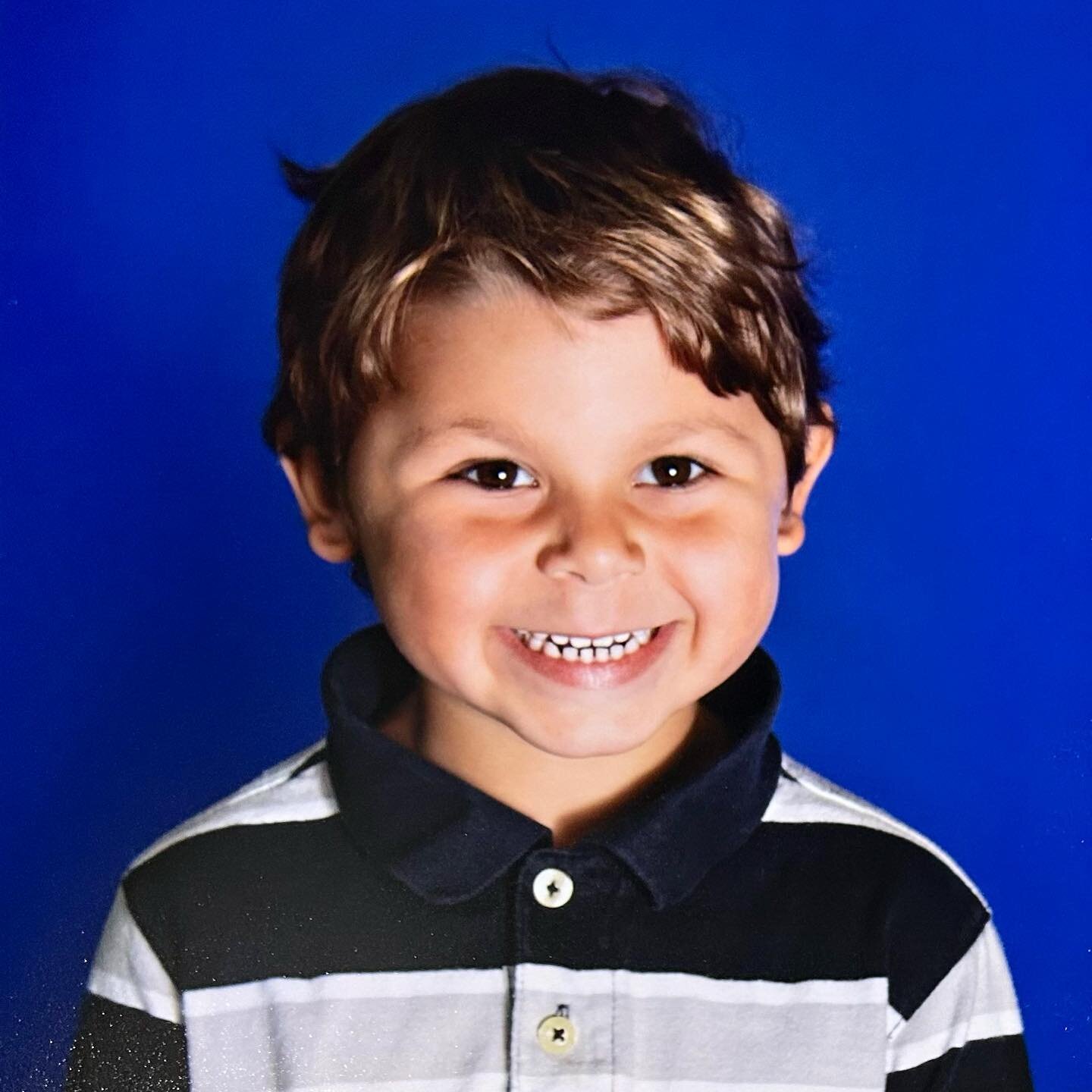 Felix&rsquo;s school pictures came in and he&rsquo;s looking like an adorable little troublemaker 😂❤️#kidsofinsta #classphoto #cutie #love