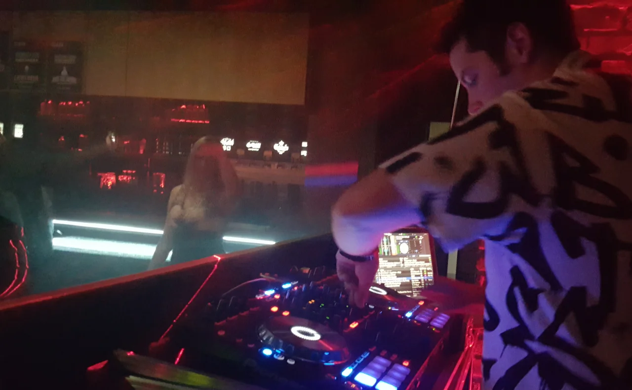 DJ Anthem in the mix.jpg