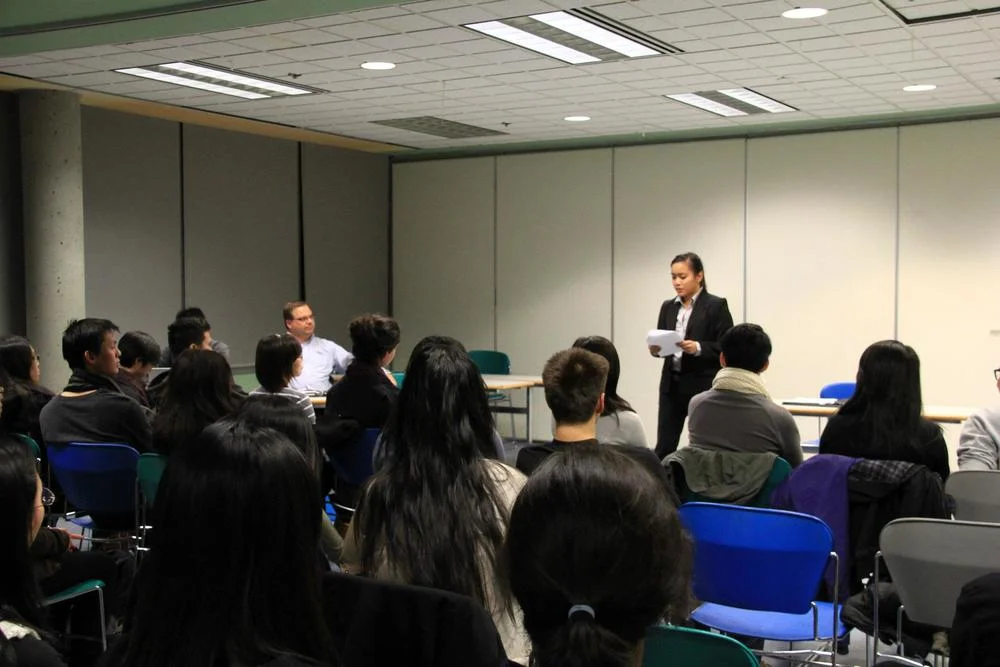 5 Public Speaking Tips for the Sweaty-Palmed Student