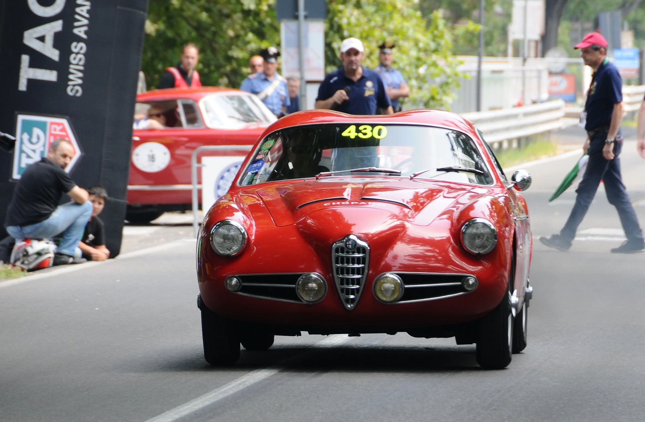 1900 SSZ leaves the start line at the Vernasca Silver Flag Hillclimb