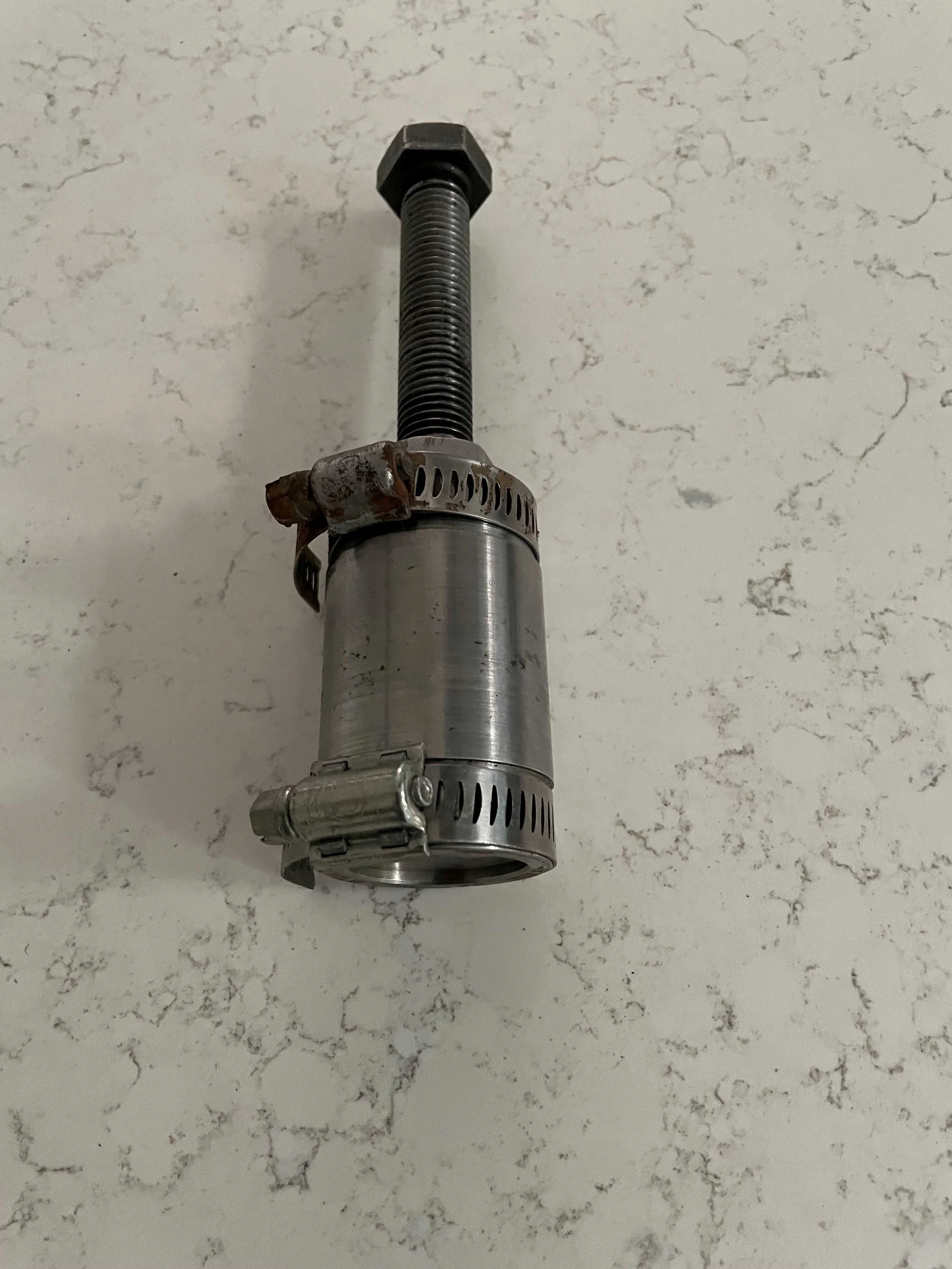 Alfa Steering wheel puller 1.jpg