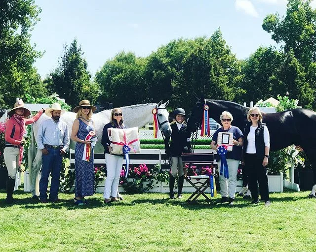 HUGE Congratulations to Jackie Attwood Dupont! Winning every class of the A/O 18-35 division with some absolutely stunning rounds and taking home Champion with Black Label and Reserved with Spotlight 🎉🏆