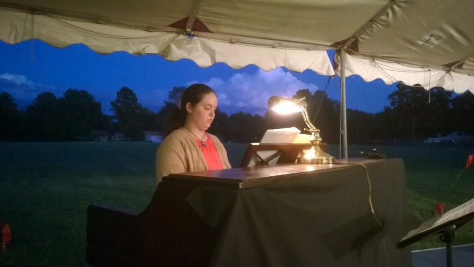 Tent Meeting 1.jpg
