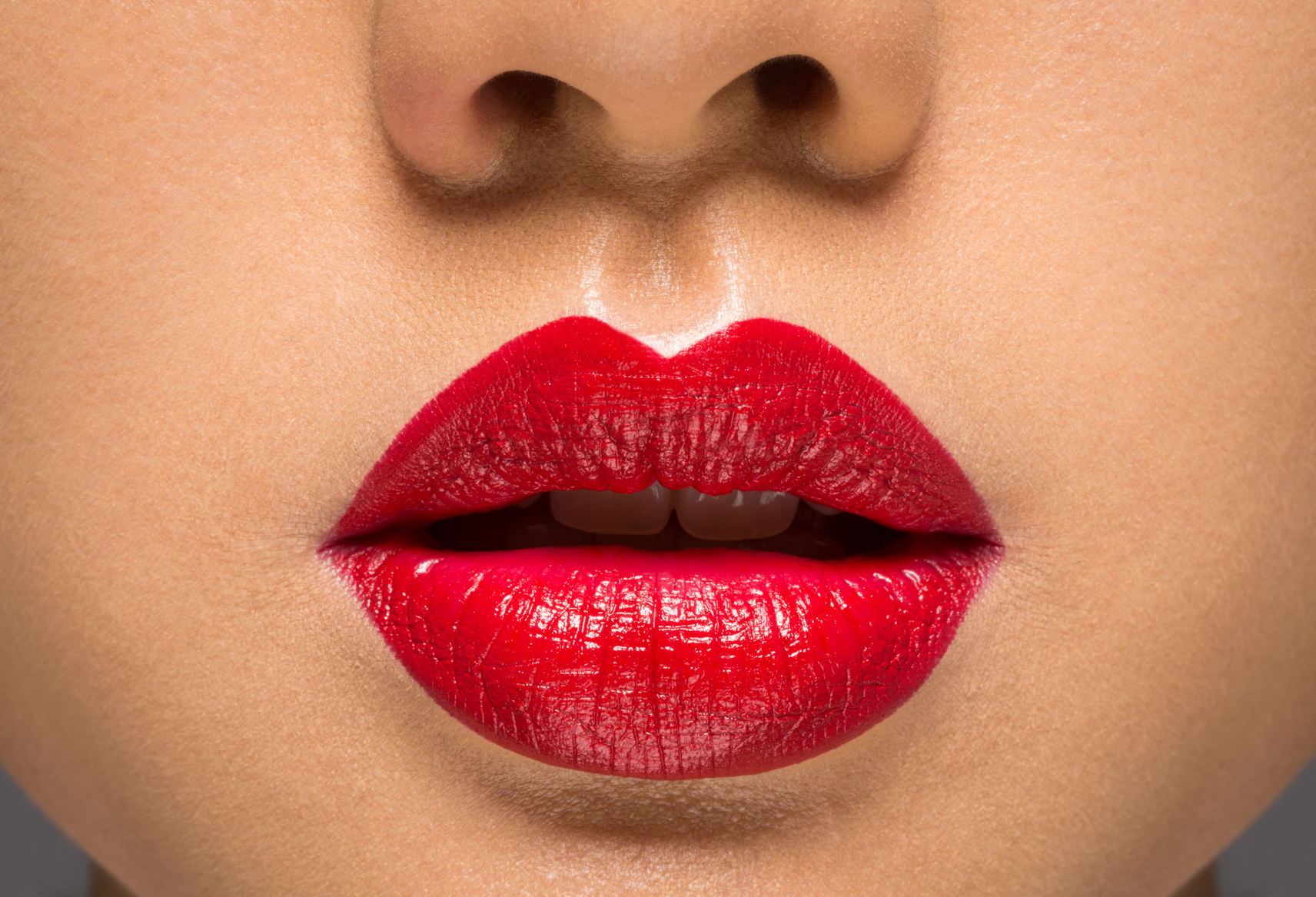 NPP_ESSENCE_Lips_0106.jpg