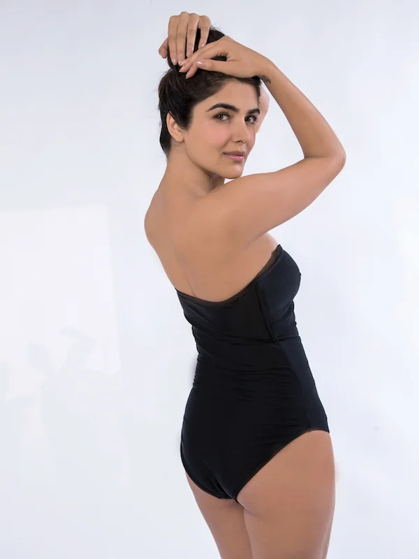 Mindy Black side web.jpg