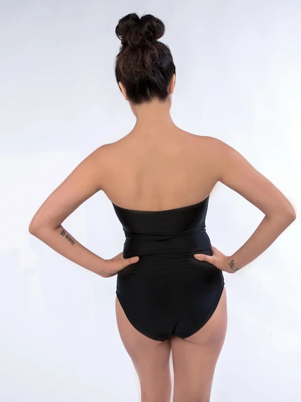 Mindy black back web.jpg