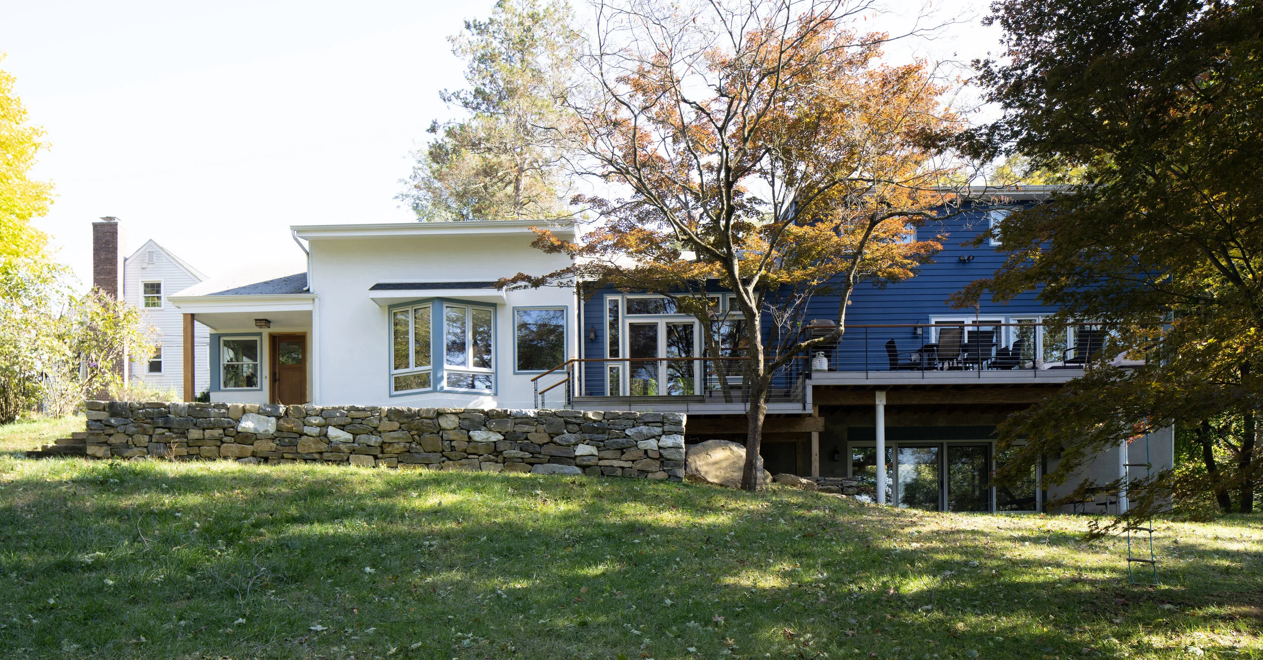 Exterior 2.jpg