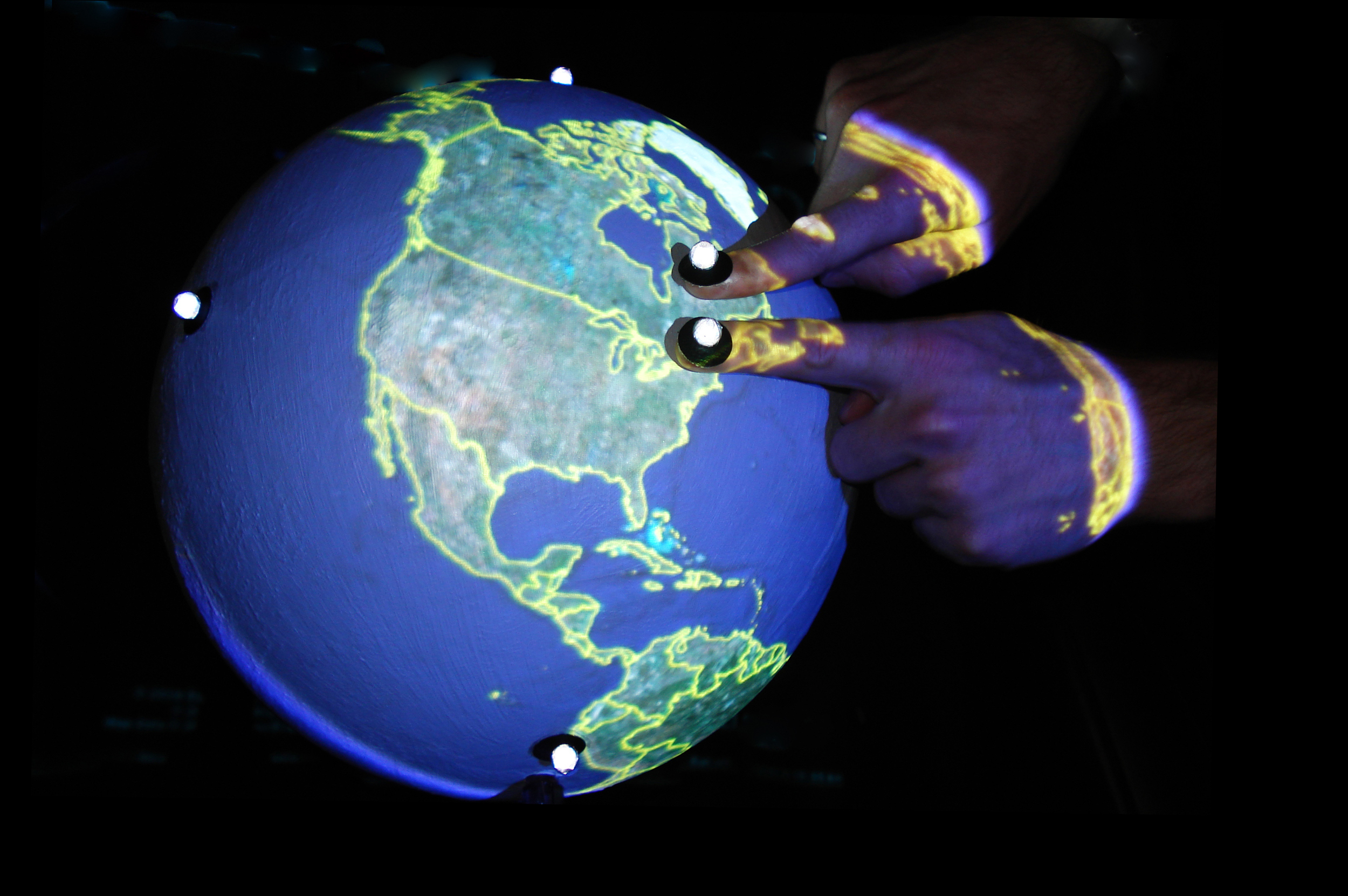 first multitouch sphere (2008): zoom in gesture