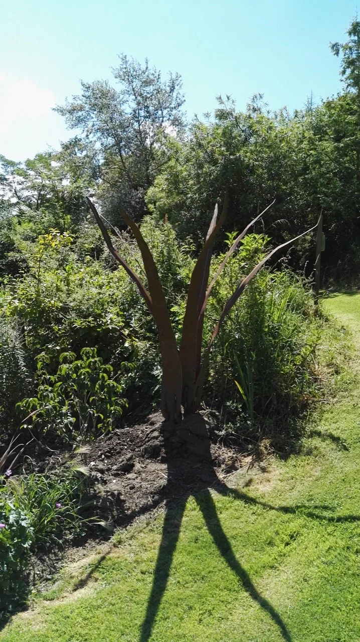 7ft steel fern ready for a new home...