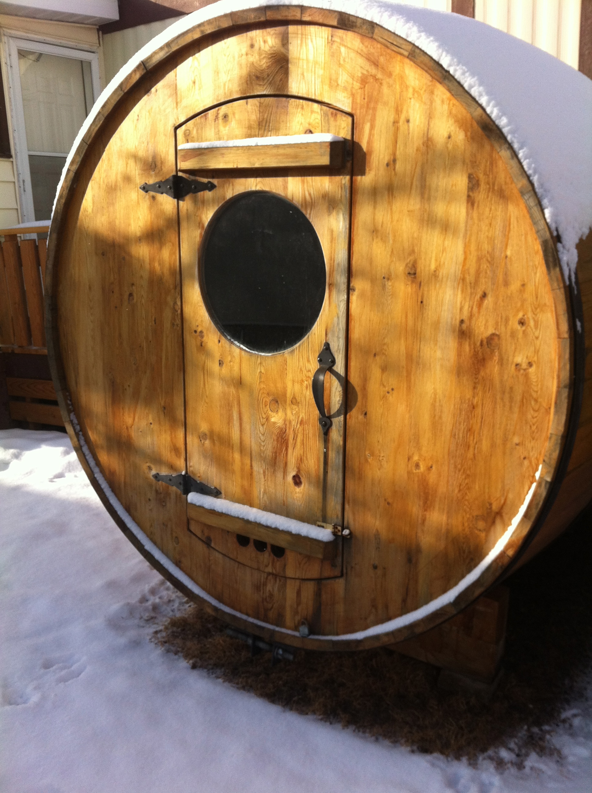 Saunas can be great detoxifiers when you are preparing to become pregnant. 