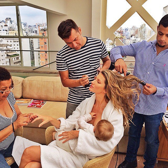 As demonstrated by Gisele...breastfeeding, the new celebrity weight loss plan....sorry, cheesy but I couldn't resist.