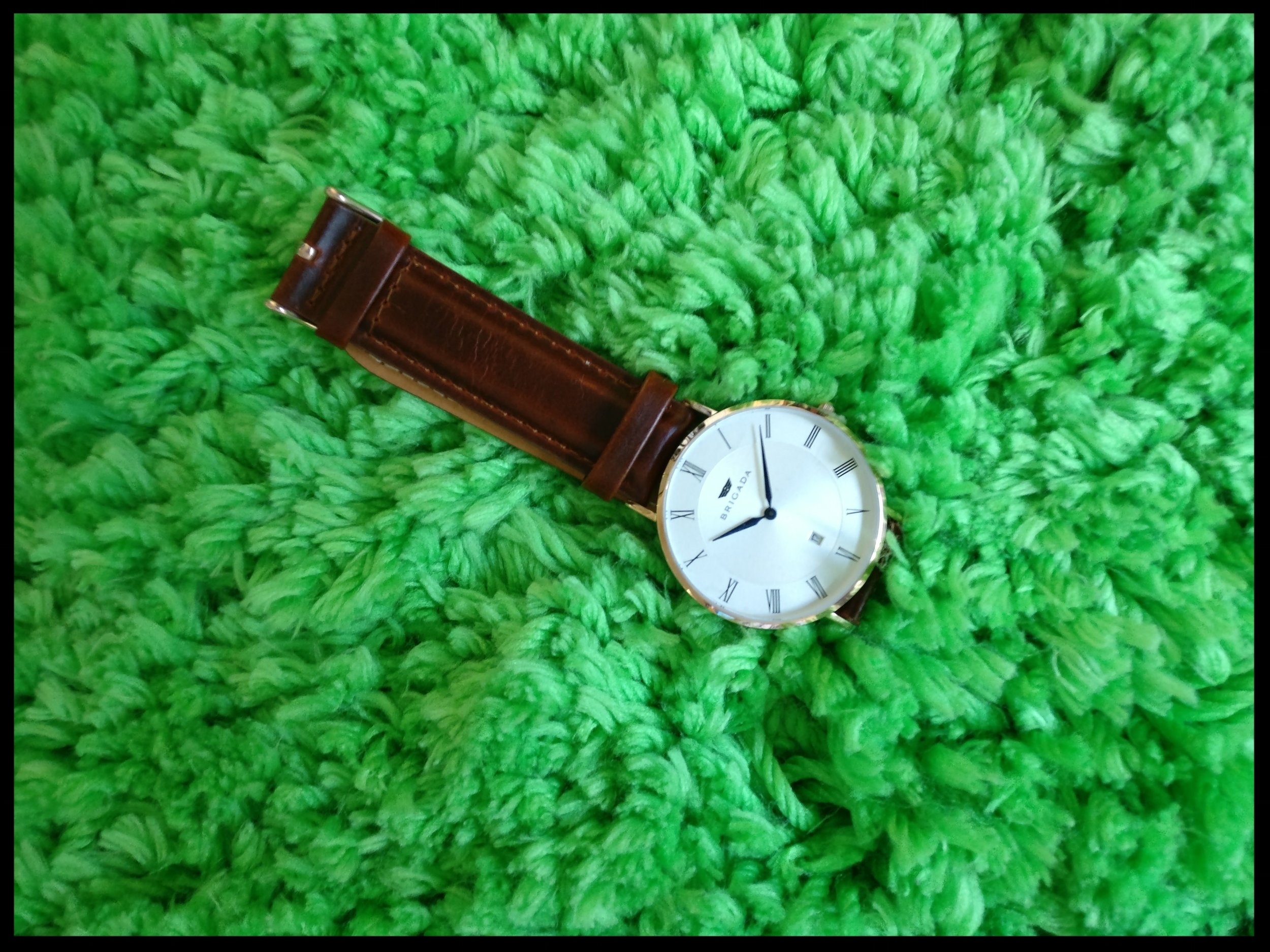 Cheap and basic watch from Amazon. Nothing too flashy.