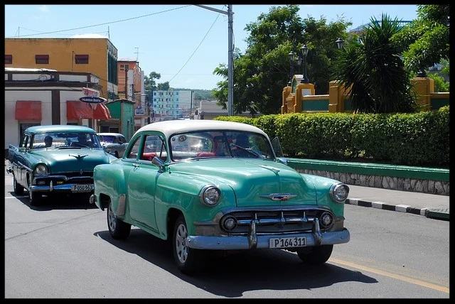 chevrolet-1840720_640.jpg