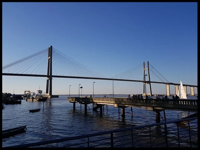 bridge-2649735_640.jpg