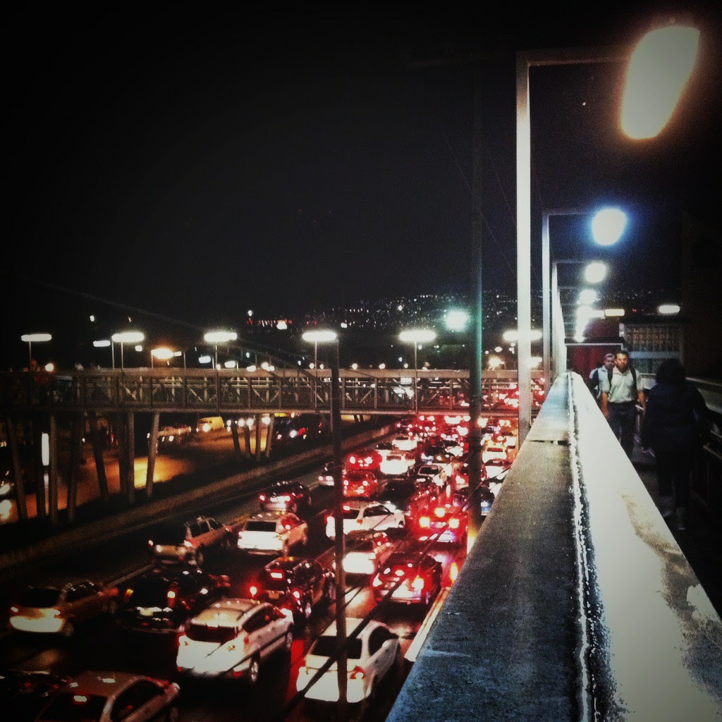 On the way to the metrobus near Perisur, a mall in the south of Mexico City. I was seeing a girl from Tlaplan so I'd occasionally make the trip to her house. Pain in the ass to go down there. Not the first time logistics ever fucked-up a possible relationship for me.