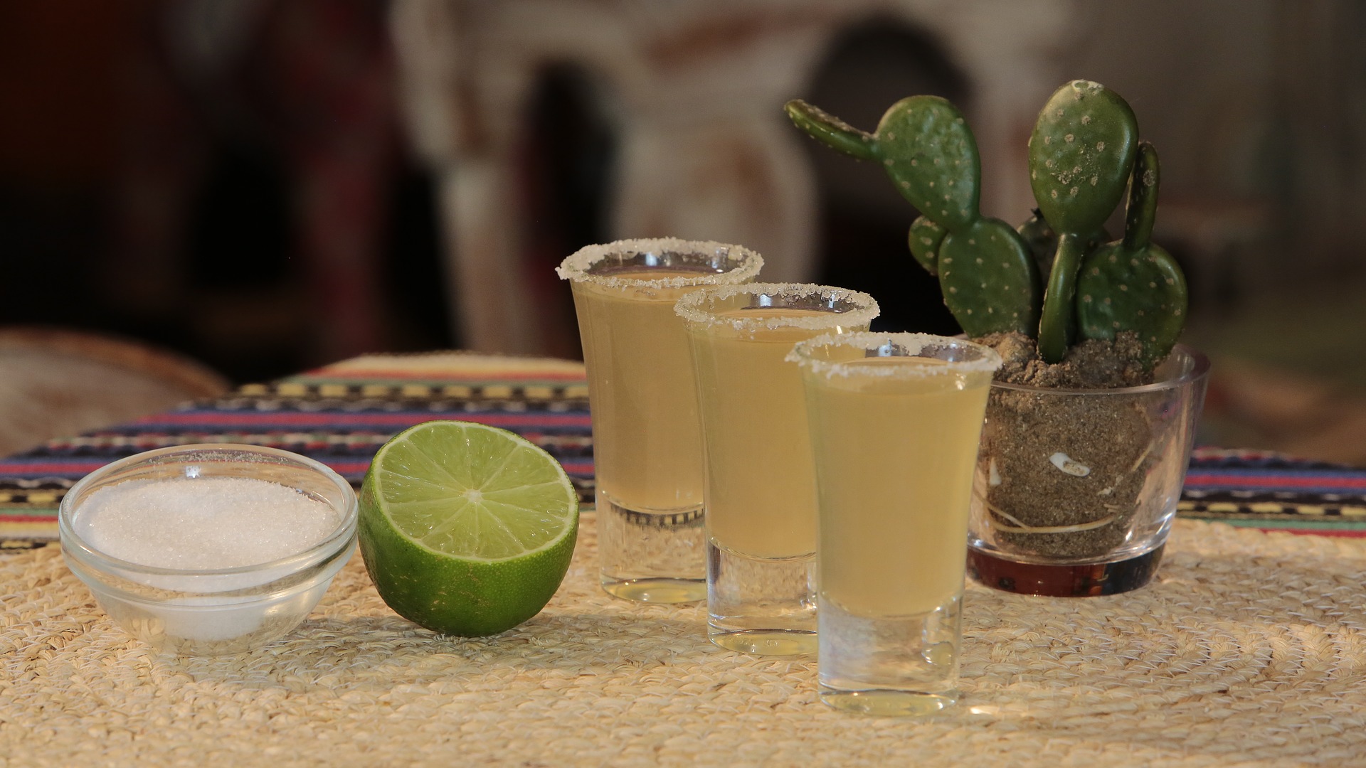 cocktail-2511072_1920.jpg