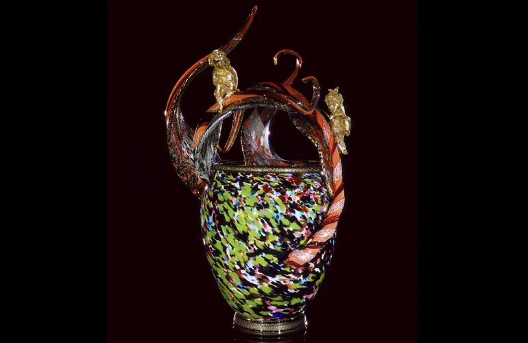 Dale Chihuly, May Green Spotted Venetian with Two Putti (1991, glass, 27 x 17 x 16 inches), DC.13