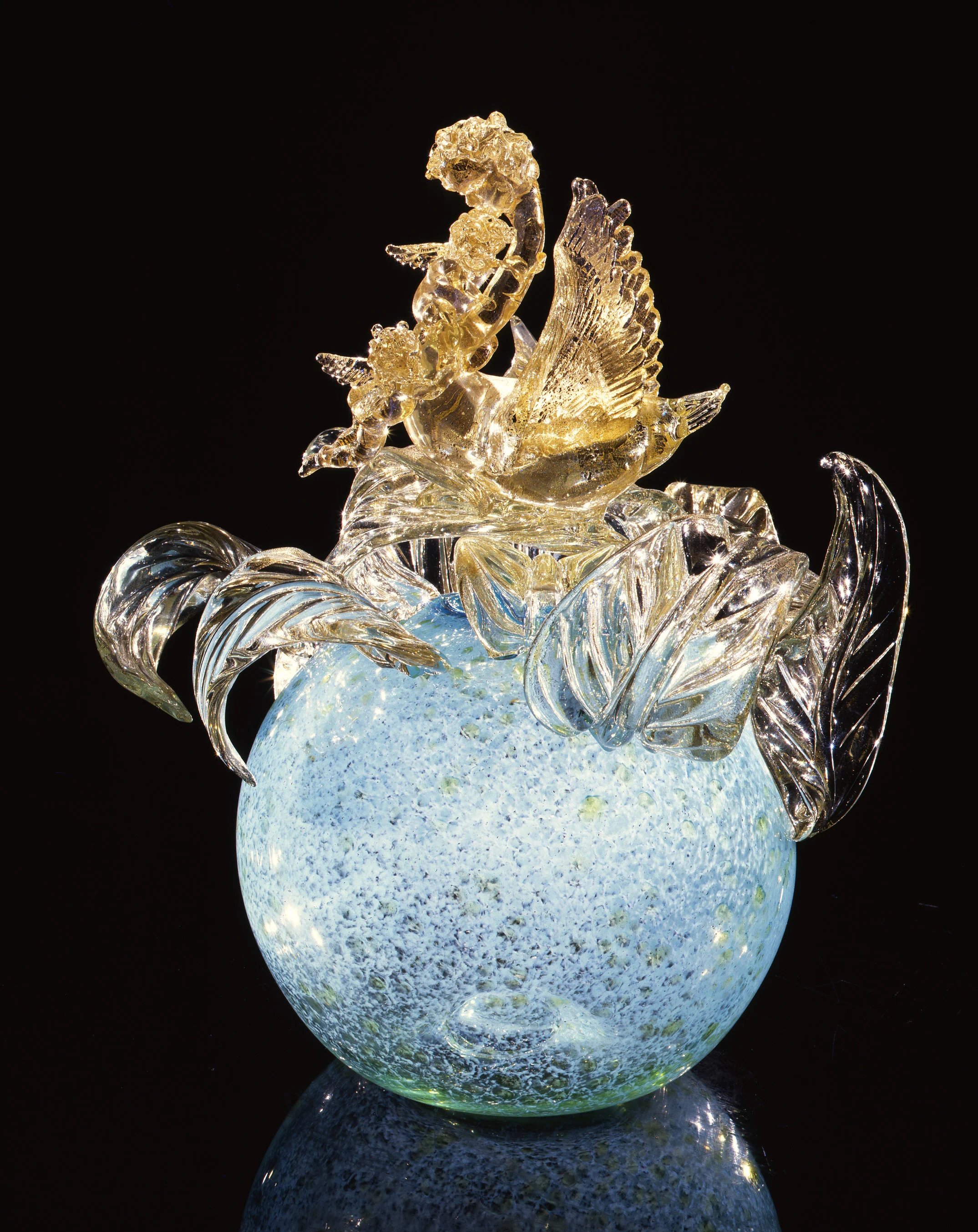 Dale Chihuly, Gilded Mystic Blue Putto Venetian with Swan and Cherubs (1994, glass, 19 x 15 x 15 inches)