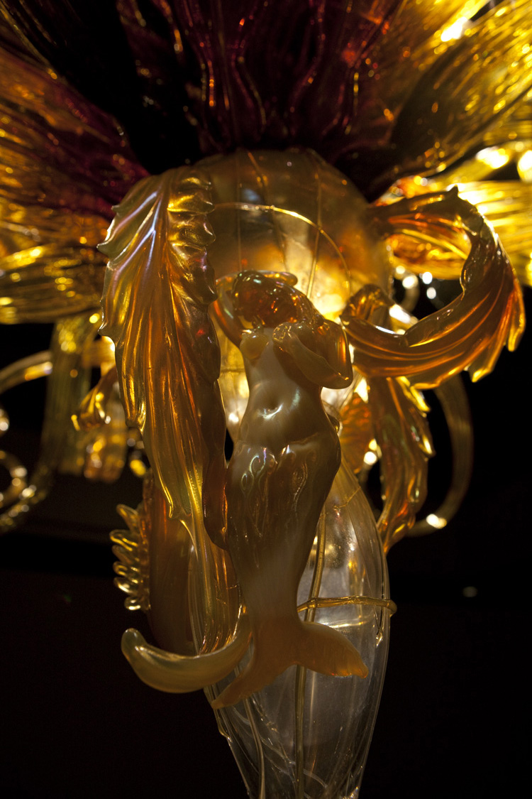   Dale Chihuly,  &nbsp;Laguna Murano Chandelier  &nbsp;(Museum of Glass, Tacoma, Washington)  