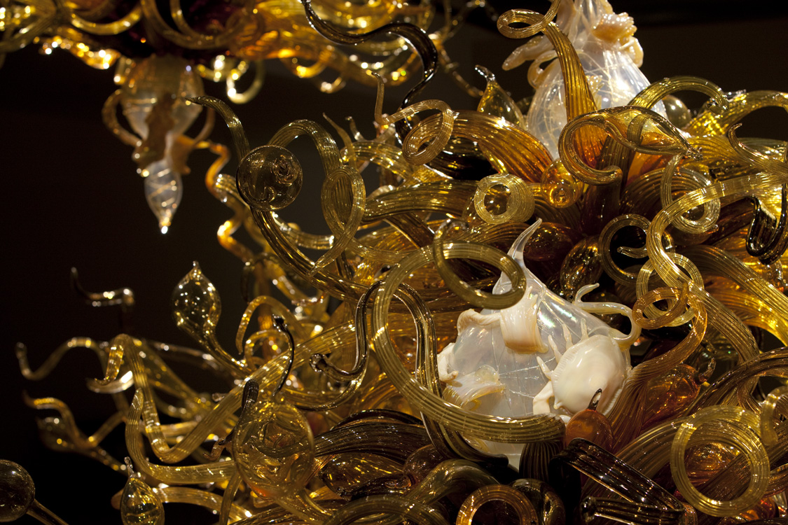   Dale Chihuly,  &nbsp;Laguna Murano Chandelier  &nbsp;(Museum of Glass, Tacoma, Washington)  